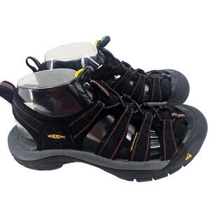 KEEN Newport H2 Hiking Sandal Shoe Black & Red Women's 8.5 US Waterproof
